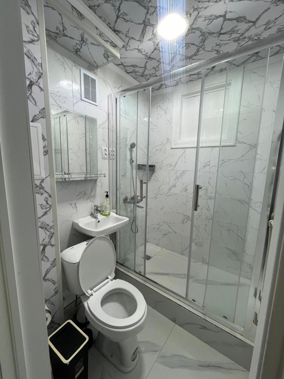 Apartamento Ахметова 4 Krasnoye Pole Exterior foto